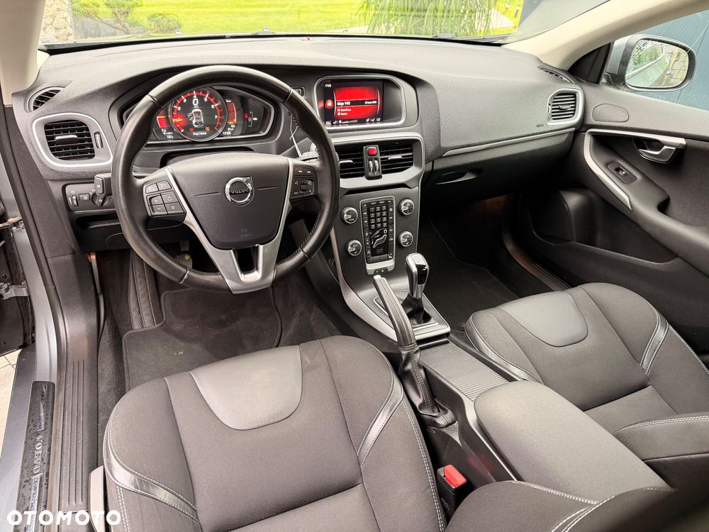 Volvo V40 - 20