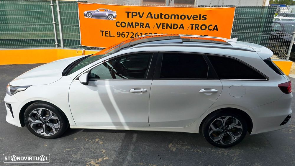Kia Ceed SW 1.6 CRDi MHEV Drive+SRF - 25