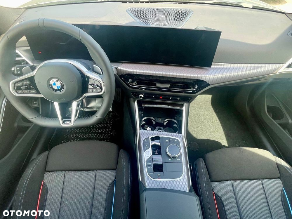 BMW Seria 3 318i M Sport - 8