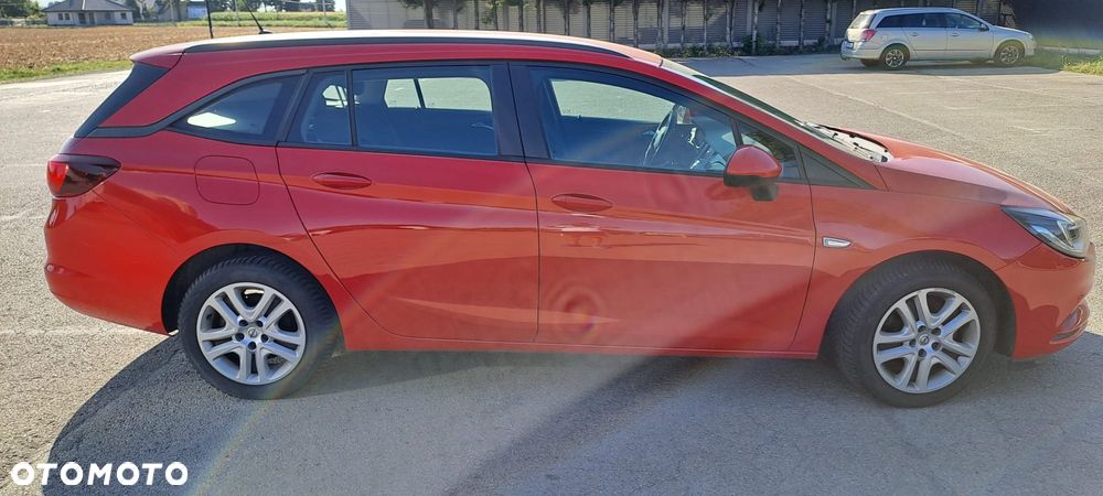 Opel Astra 1.6 CDTI Enjoy - 13