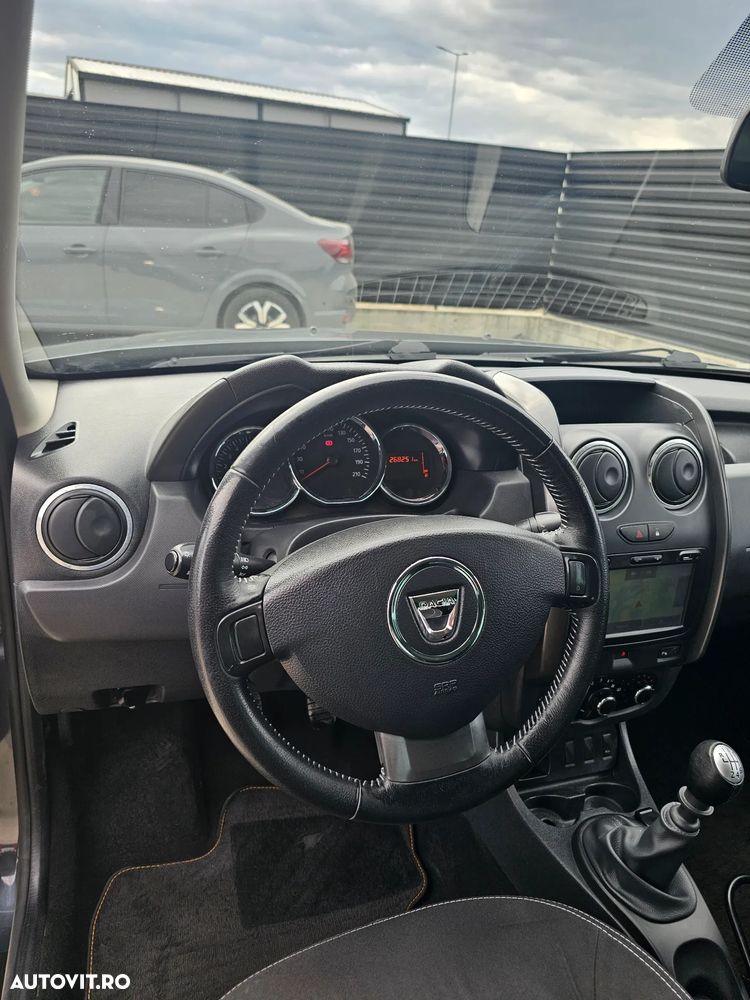 Dacia Duster 1.5 dCi 4x2 Prestige - 13