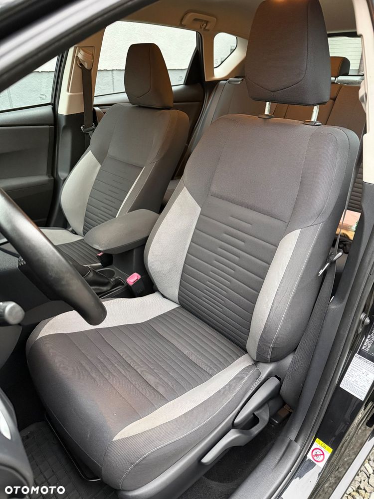 Toyota Auris 1.6 D-4D Comfort - 3
