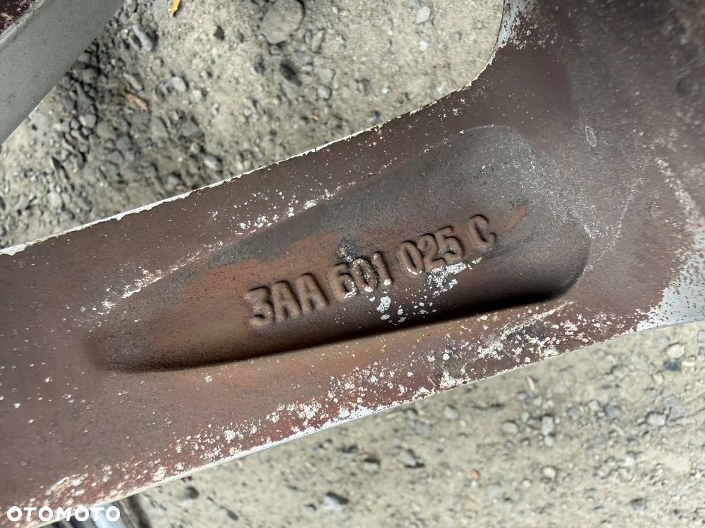 Felgi 17' 3AA601025C Volkswagen Passat B6 B7 5x112 7,5Jx17H2 ET47 centr 57,1 OE - 7