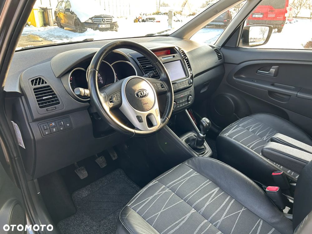 Kia Venga 1.4 CVVT Spirit - 24