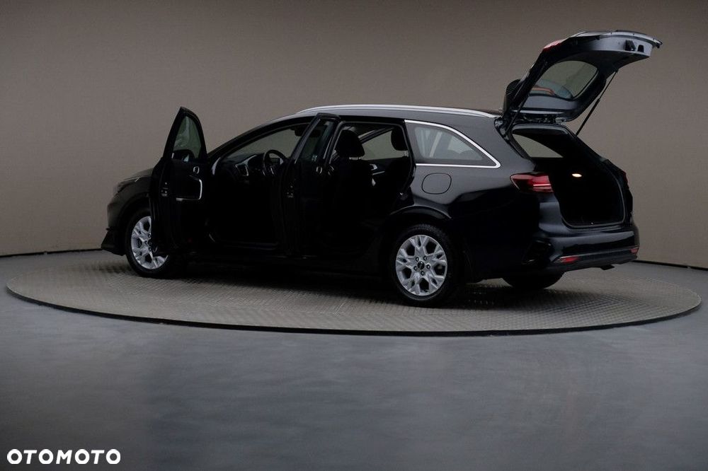 Kia Ceed - 7