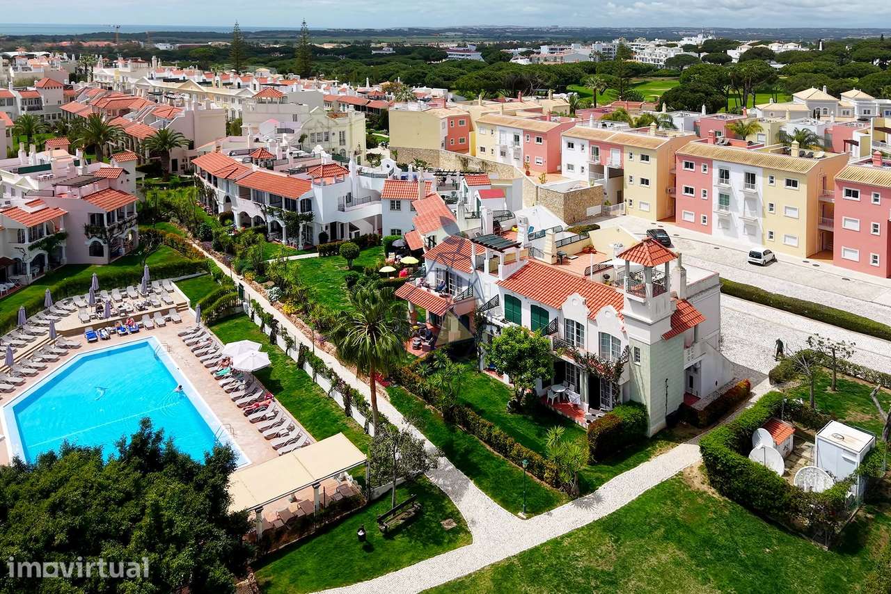 Apartamento com 2 Quartos, Terraço e Piscinas,  em Vilamoura - Grande imagem: 3/55
