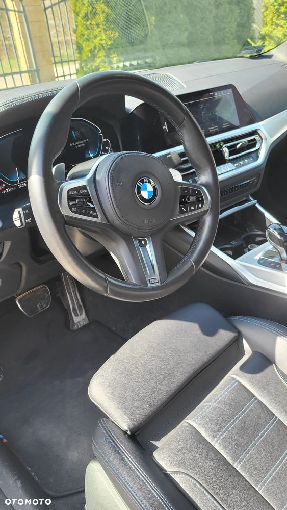 BMW Seria 3 330e M Sport sport - 8