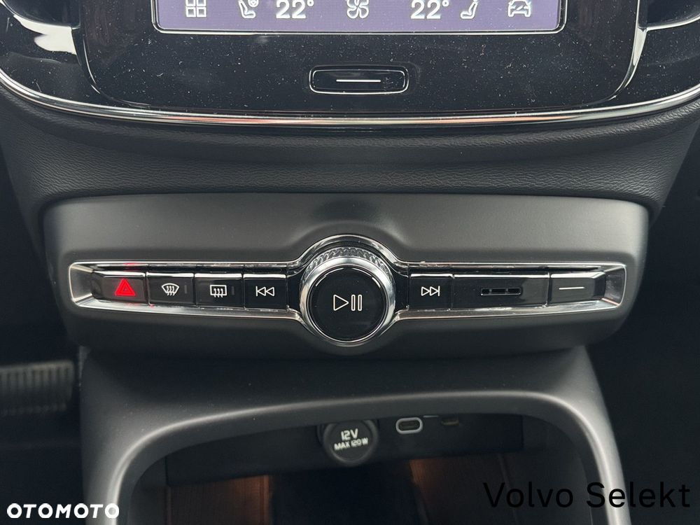 Volvo XC 40 - 20