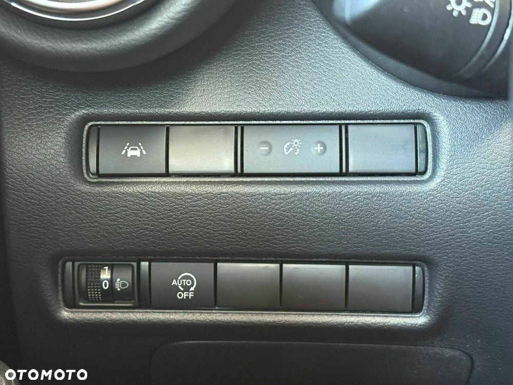 Nissan Juke 1.0 DIG-T Kiiro DCT - 24