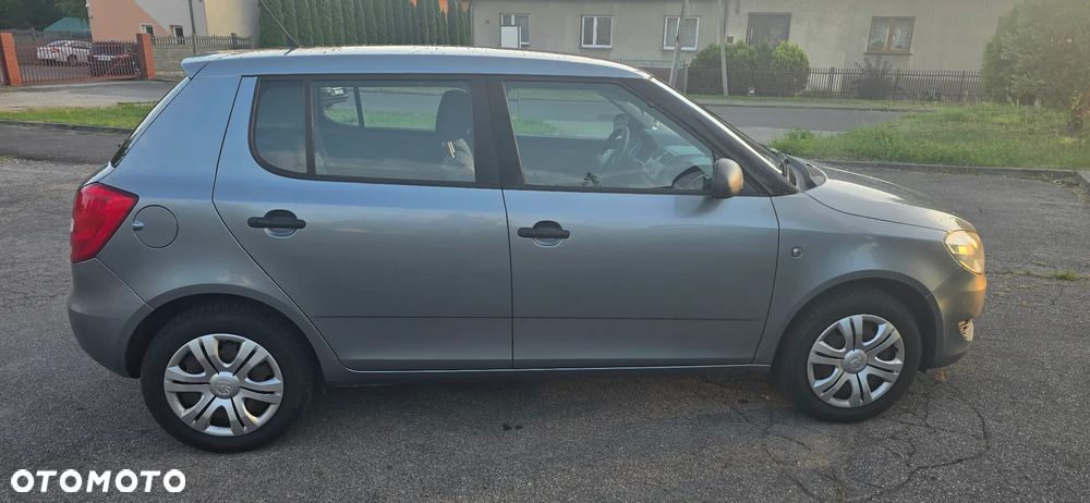 Skoda Fabia 1.2 TSI Active - 4