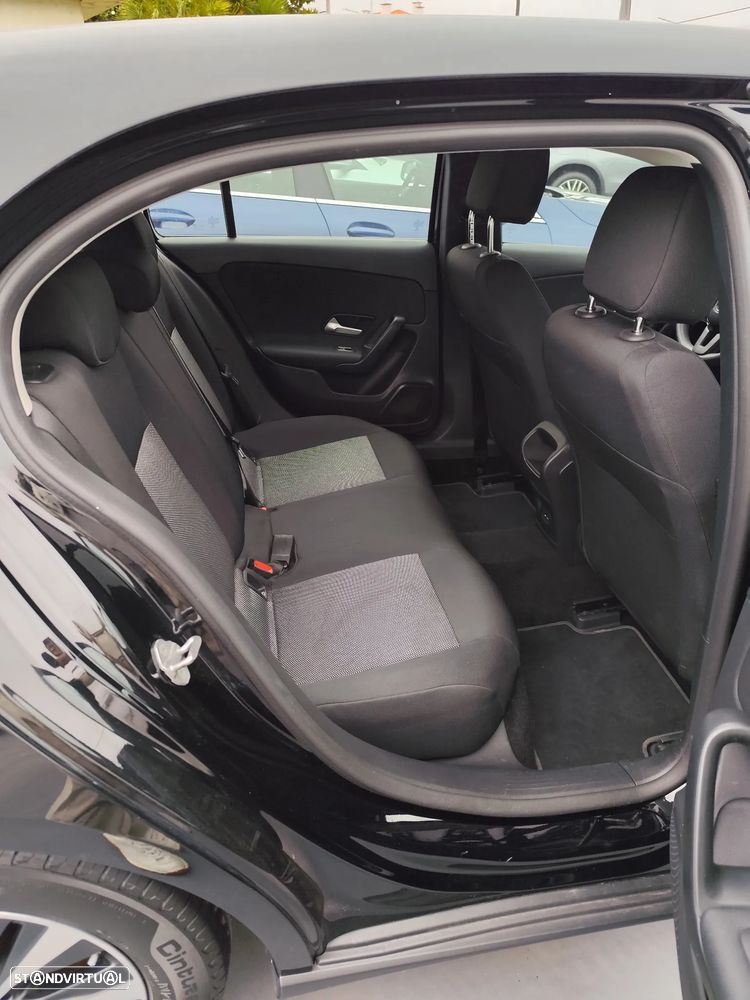 Mercedes-Benz A 180 d Edition 2020 - 9