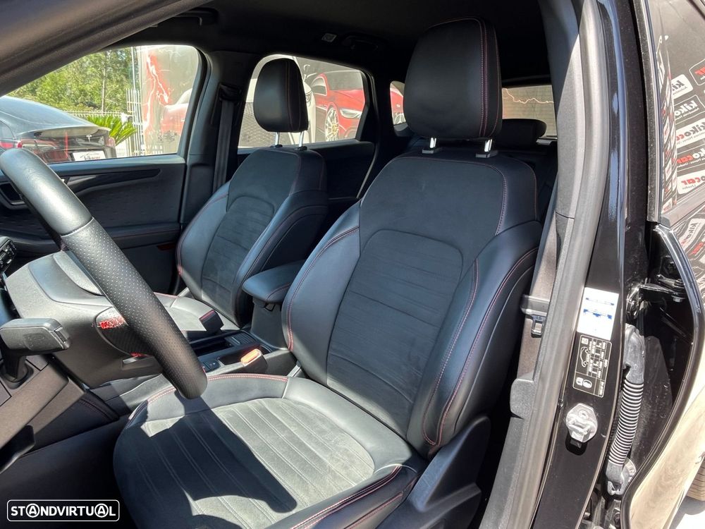Ford Kuga 2.0 EcoBlue Hybrid ST-LINE - 17