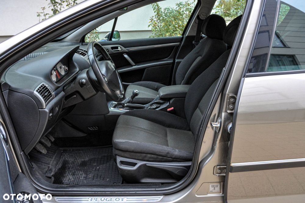 Peugeot 407 - 7