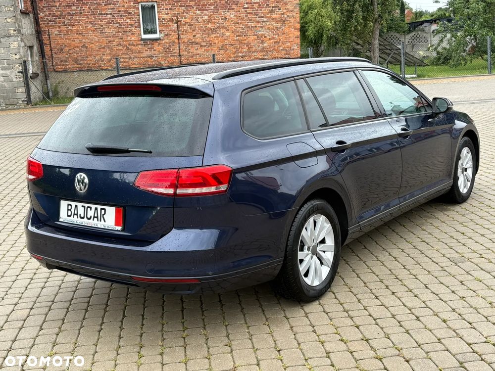 Volkswagen Passat Variant 1.6 TDI SCR BlueMotion Trendline - 6