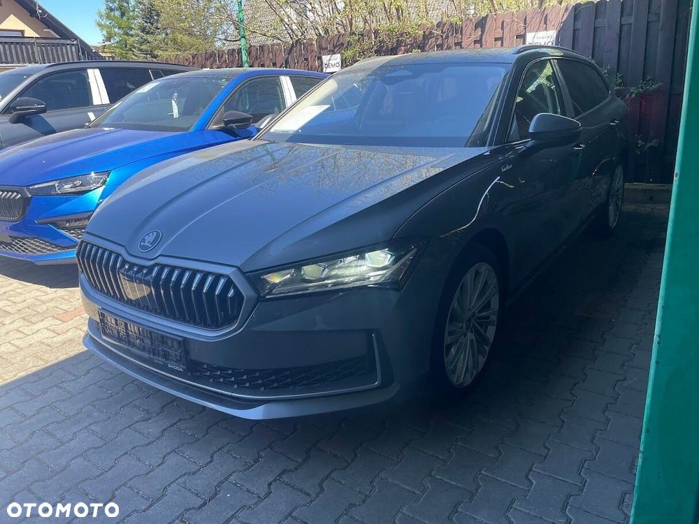 Skoda Superb 2.0 TDI SCR 4x4 L&K DSG - 2