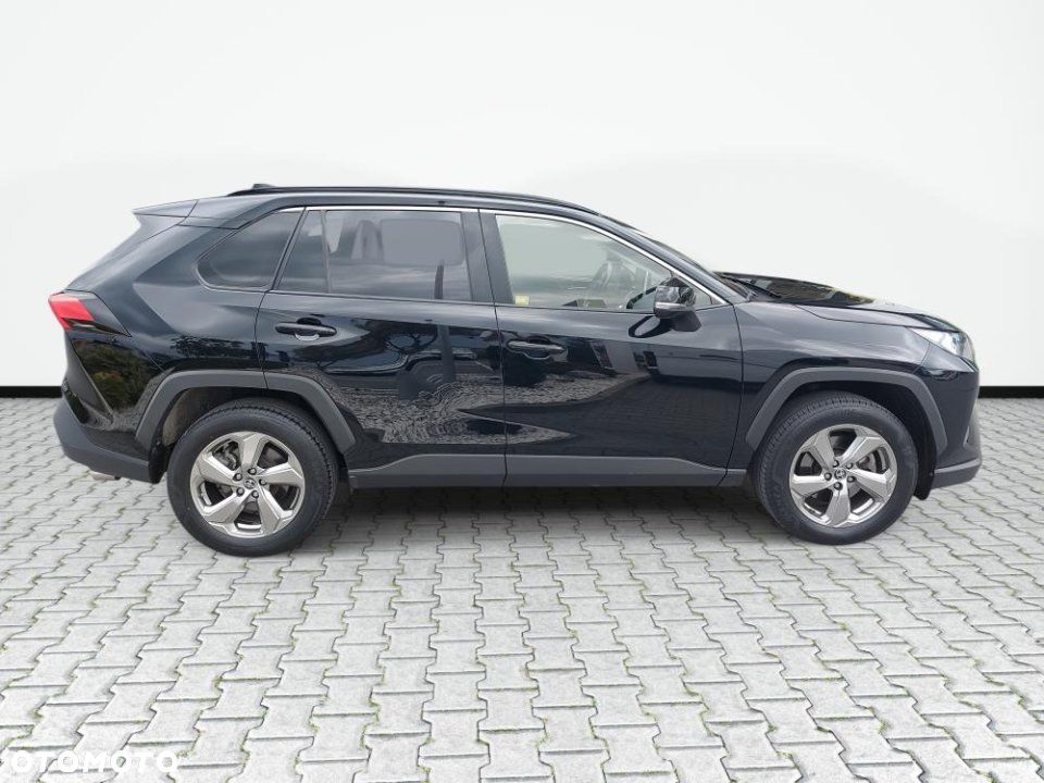 Toyota RAV4 - 4