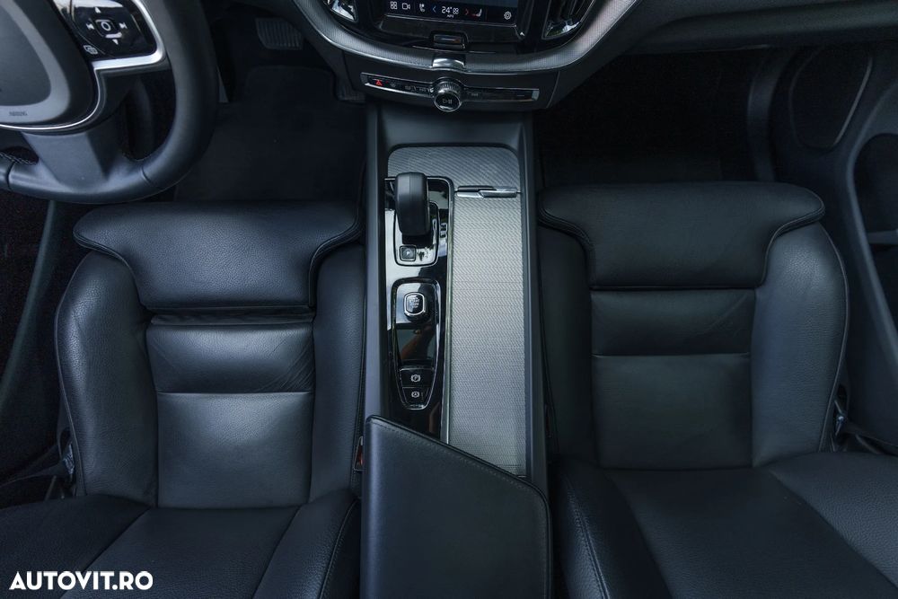 Volvo XC 60 B4 D Plus Bright - 14