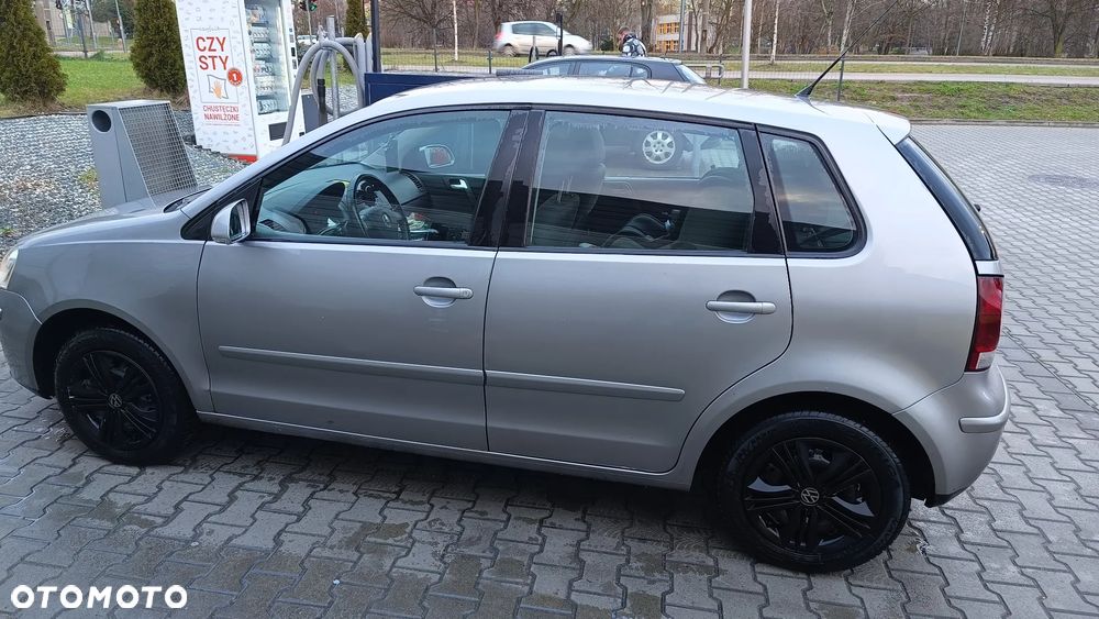 Volkswagen Polo 1.4 FSI - 6
