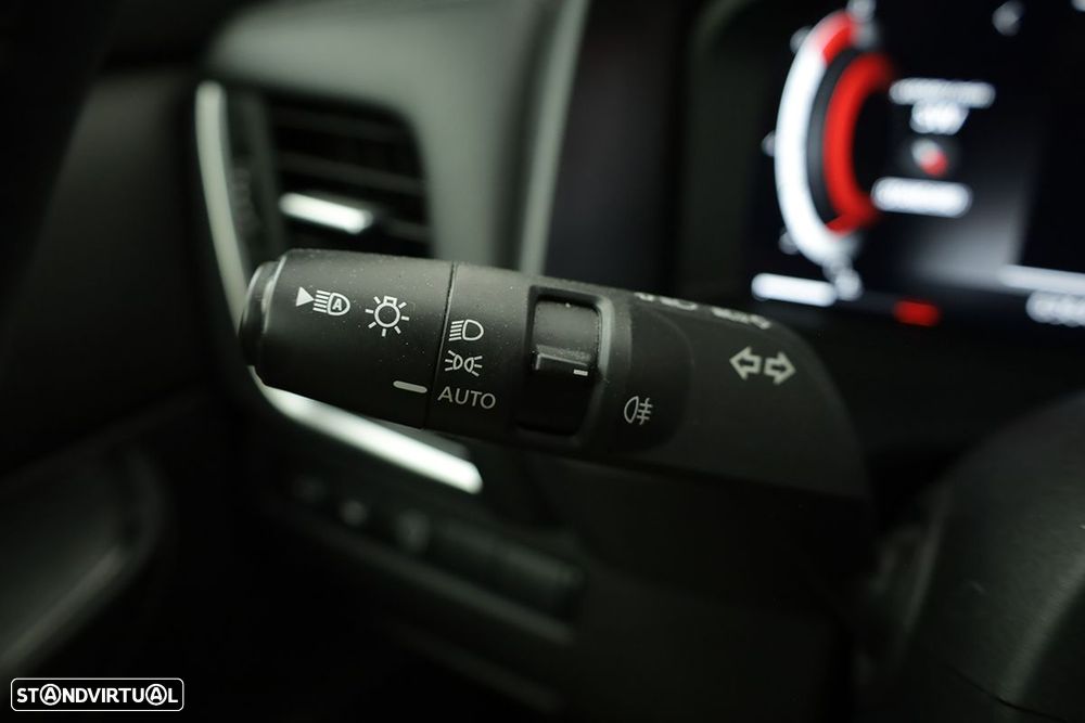 Nissan Qashqai 1.3 DIG-T N-Connecta LED Xtronic - 17