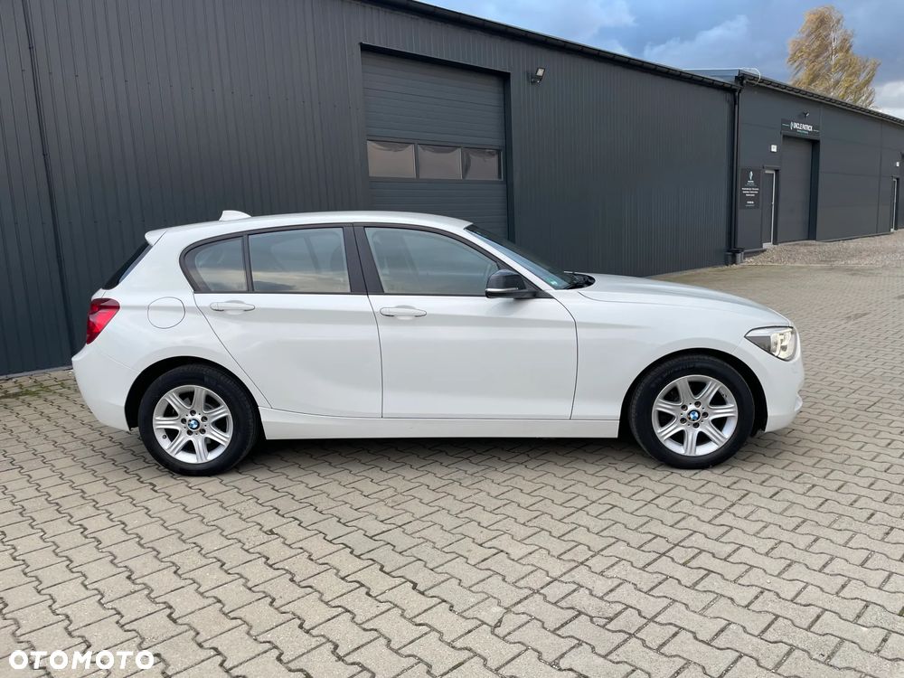 BMW Seria 1 116i - 4
