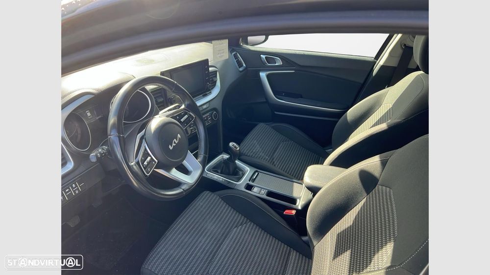 Kia XCeed 1.0 T-GDi Drive - 10