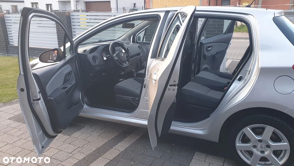 Toyota Yaris - 21