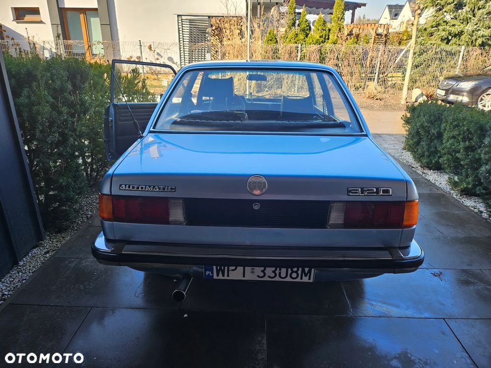 BMW Seria 3 - 15