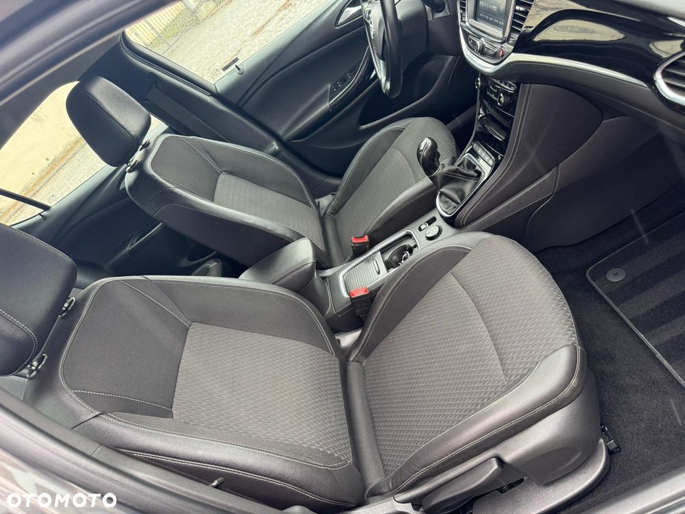 Opel Astra 1.6 CDTI Start/Stop Active - 31