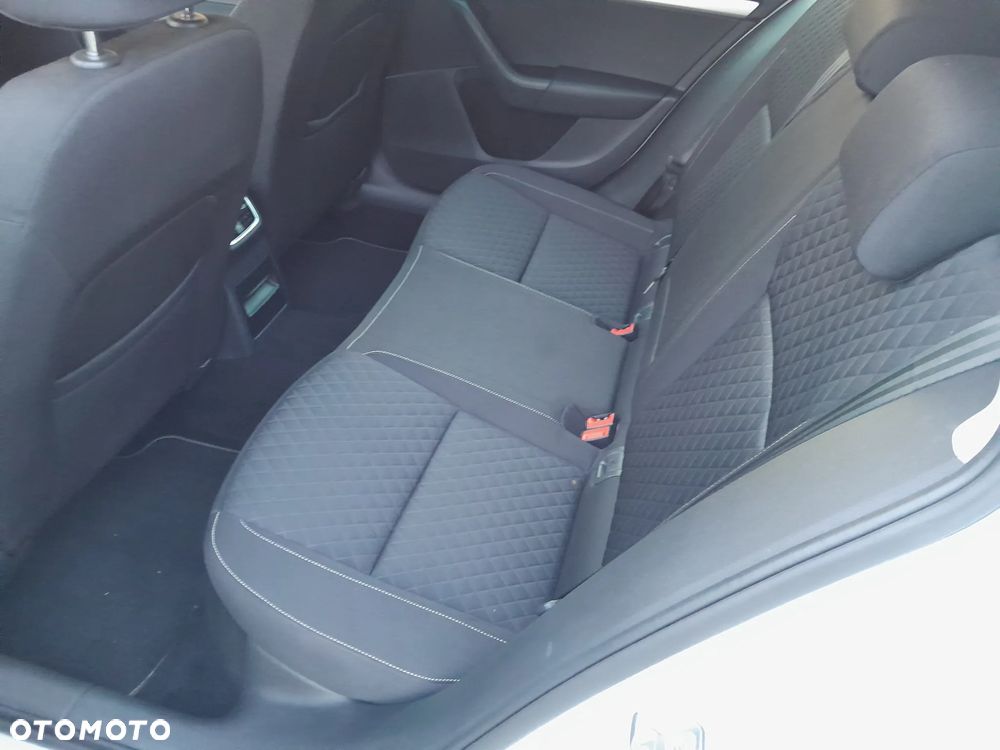 Skoda Octavia 2.0 TDI DSG Premium Edition - 20