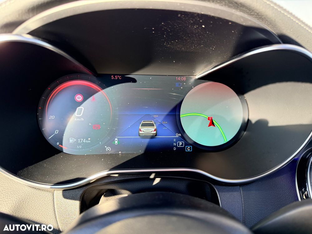 Mercedes-Benz GLC 300 d 4Matic 9G-TRONIC AMG Line Plus - 9