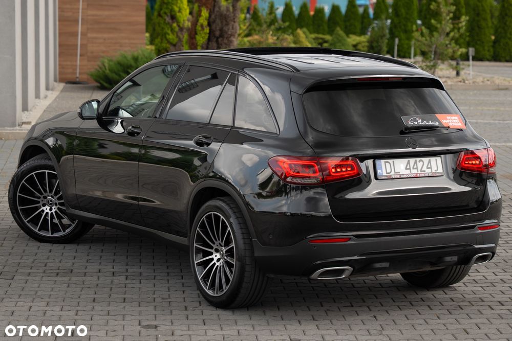 Mercedes-Benz GLC 200 4Matic 9G-TRONIC AMG Line - 15