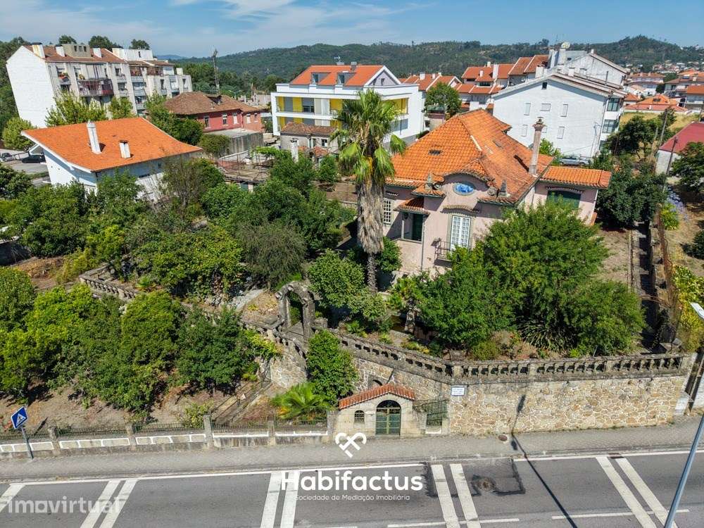 Palacete T5 com Potencial para Hotel de Charme - Viseu - Grande imagem: 3/60