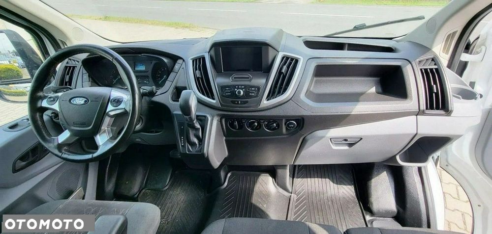 Ford Transit - 9