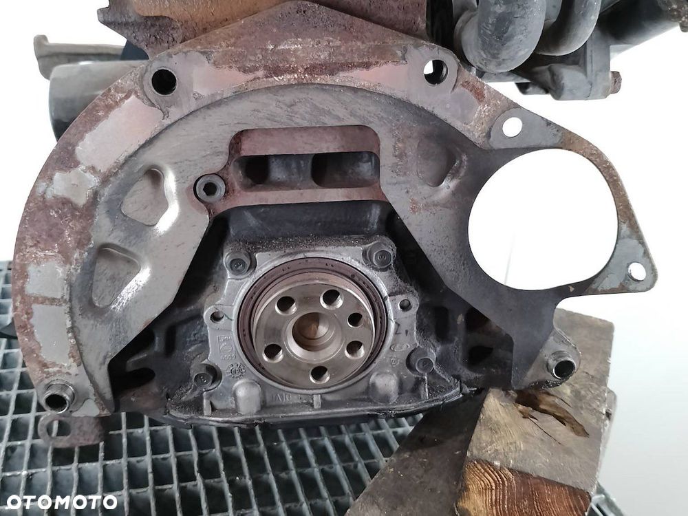 SILNIK HYUNDAI I10 I 1.1 - 8