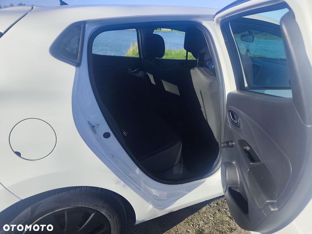 Renault Clio 1.2 16V 75 Life - 11