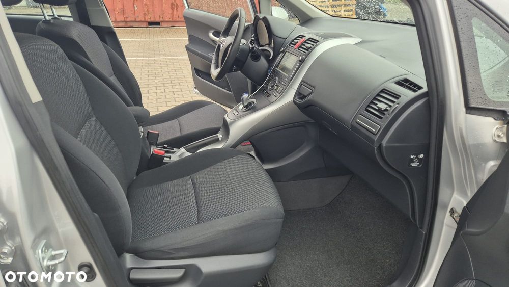 Toyota Auris - 9