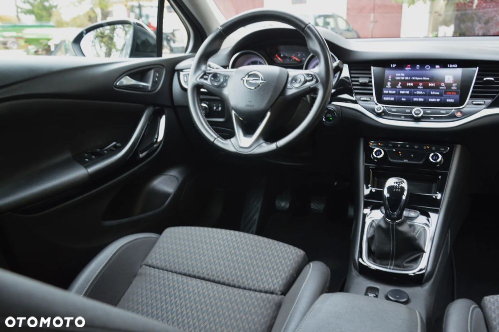 Opel Astra - 24