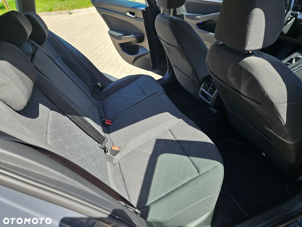 Volkswagen Golf - 19