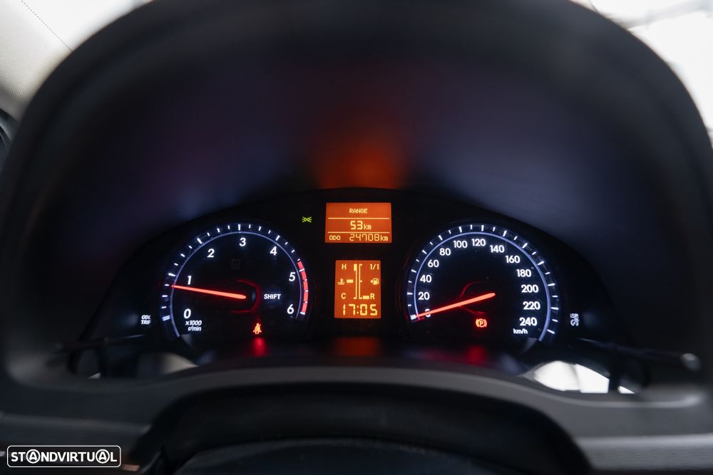 Toyota Avensis SD 2.0 D-4D Exclusive +Navi - 8