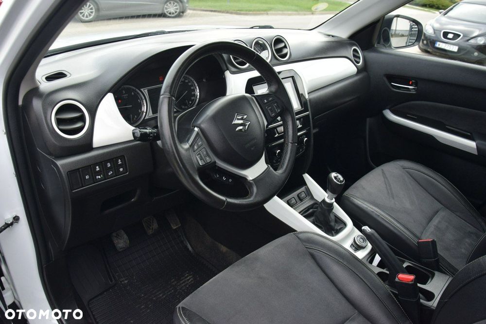 Suzuki Vitara 1.6 DDiS (4x4) Allgrip Comfort - 29