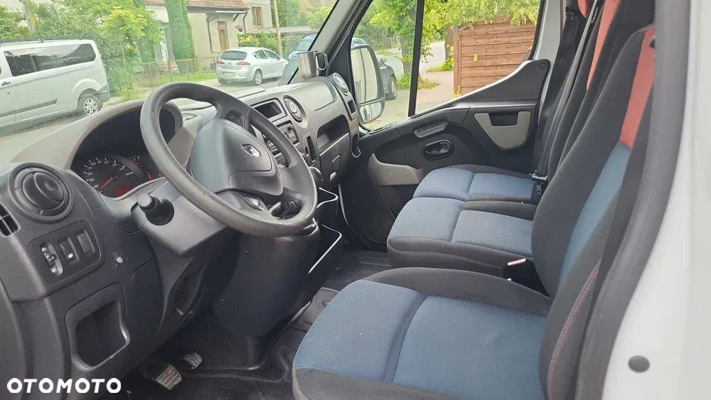 Renault Master DMC 2.5T - 8