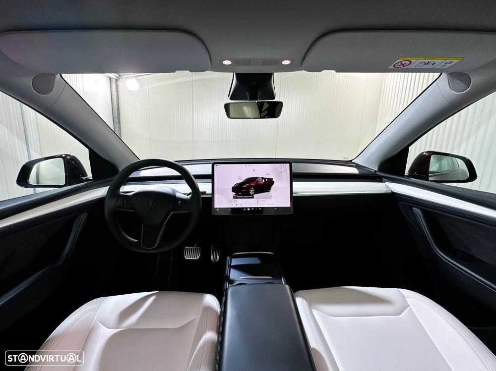 Tesla Model Y Standard - 11