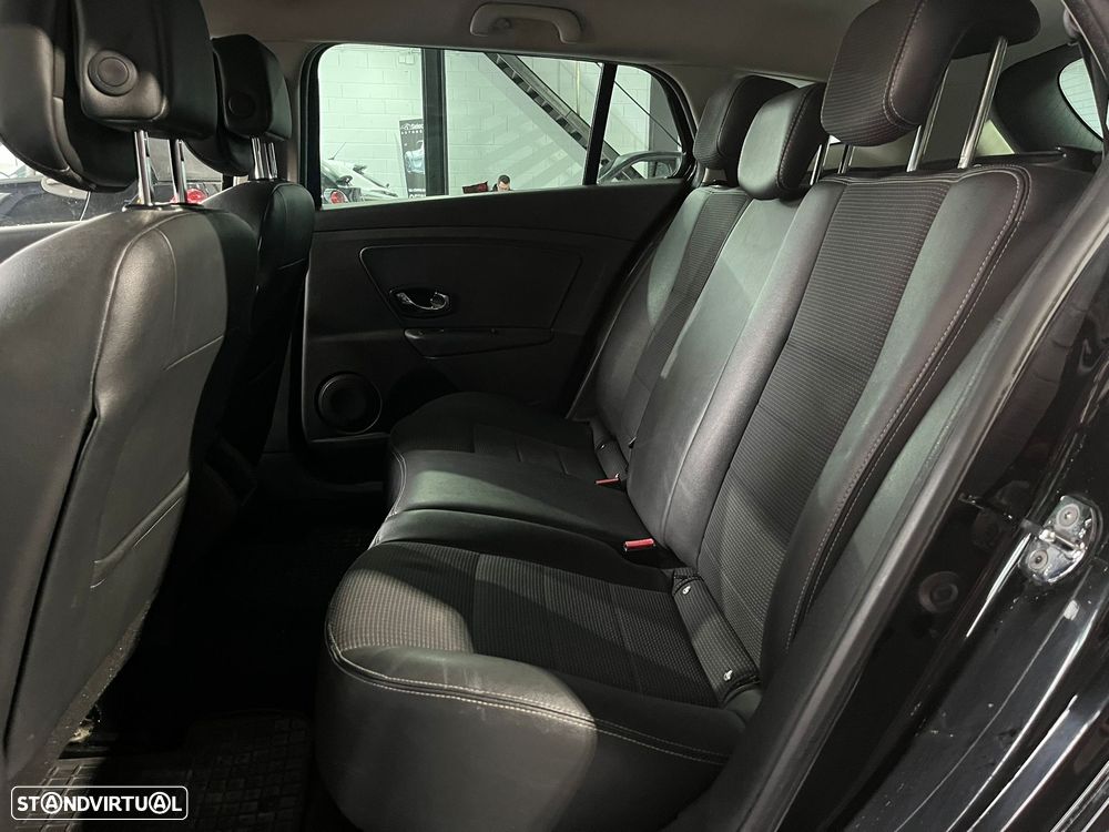 Renault Mégane Sport Tourer 1.6 dCi GT Line SS - 13