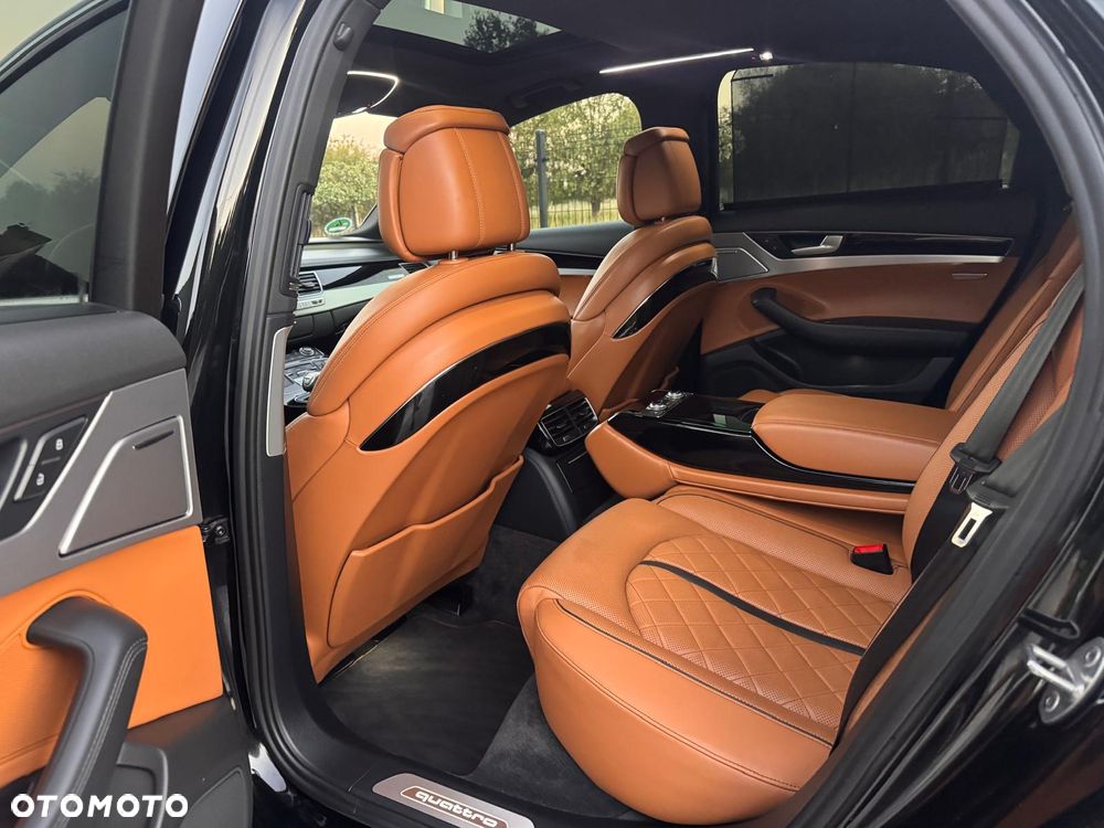 Audi A8 - 33