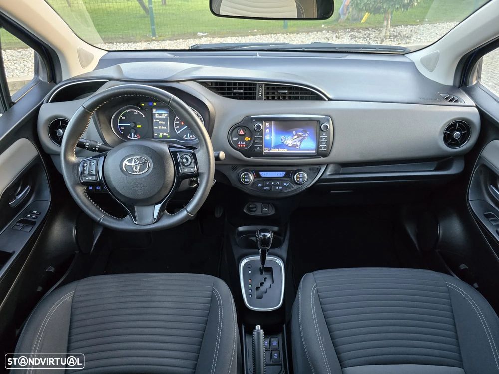 Toyota Yaris 1.5 HSD Comfort+P.Style - 7