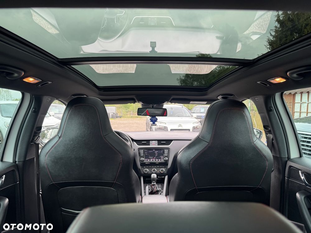 Skoda Octavia 2.0 TDI (Green tec) RS - 14