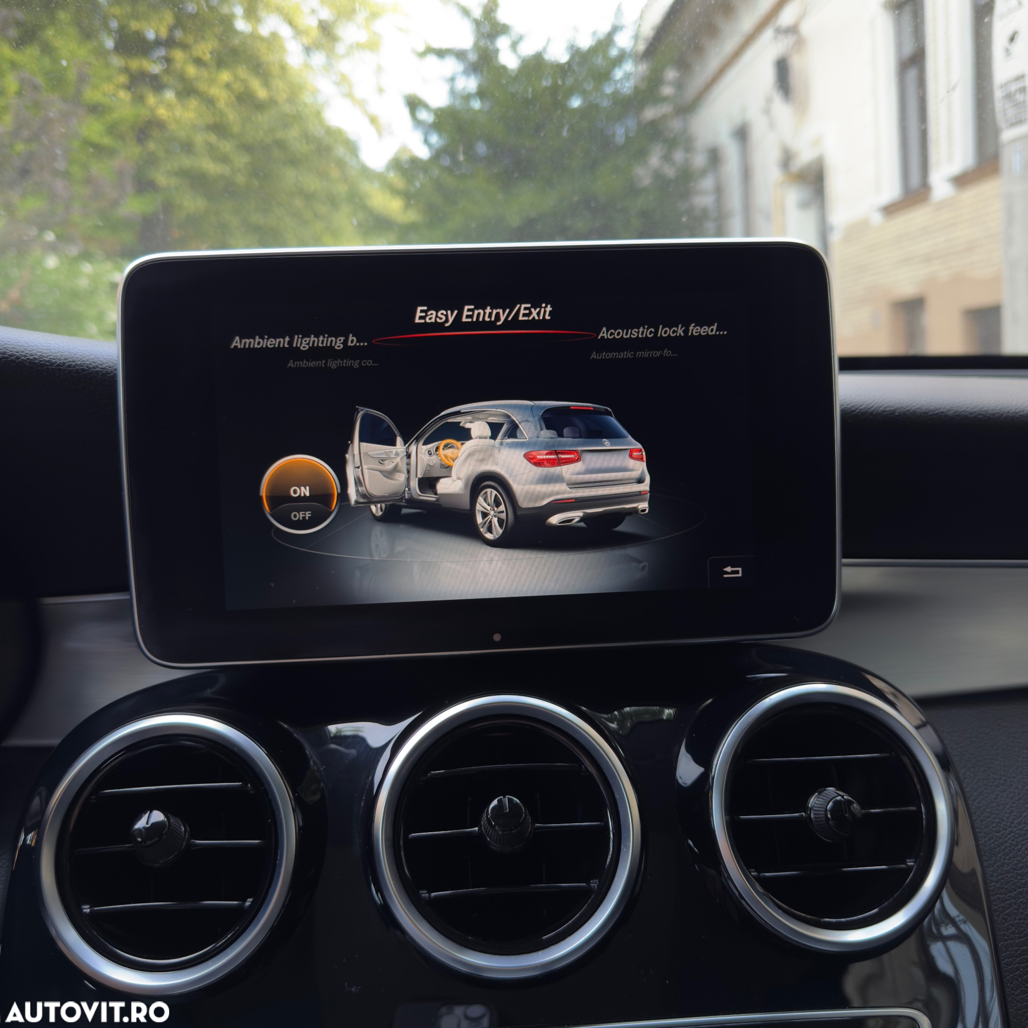 Mercedes-Benz GLC 250 4MATIC - 18