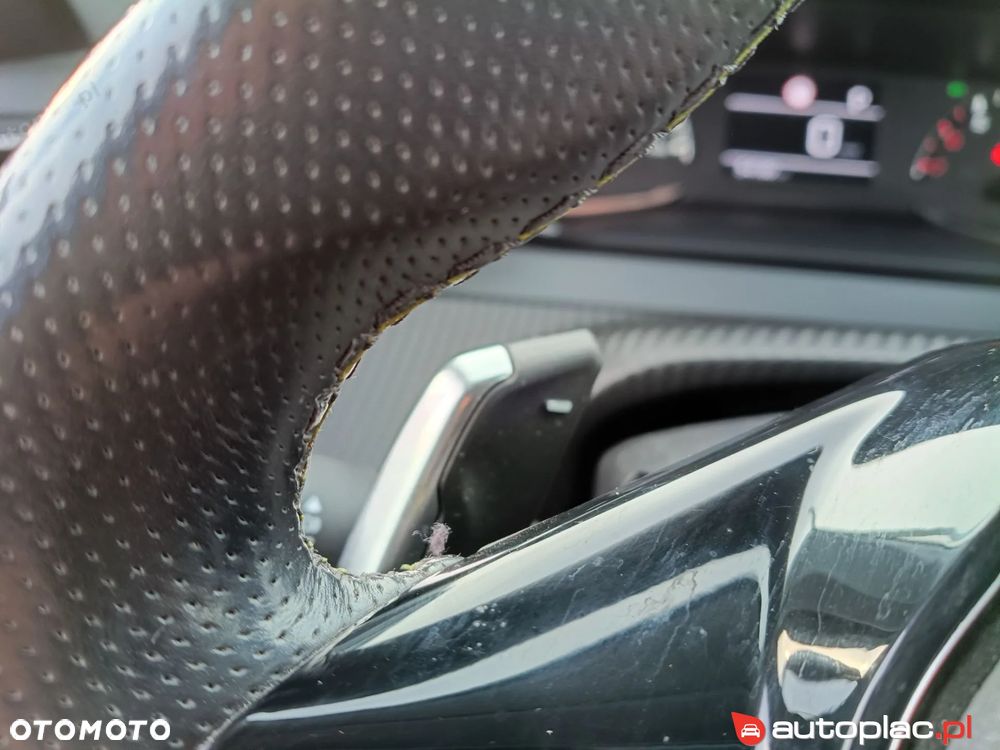 Peugeot 208 - 26