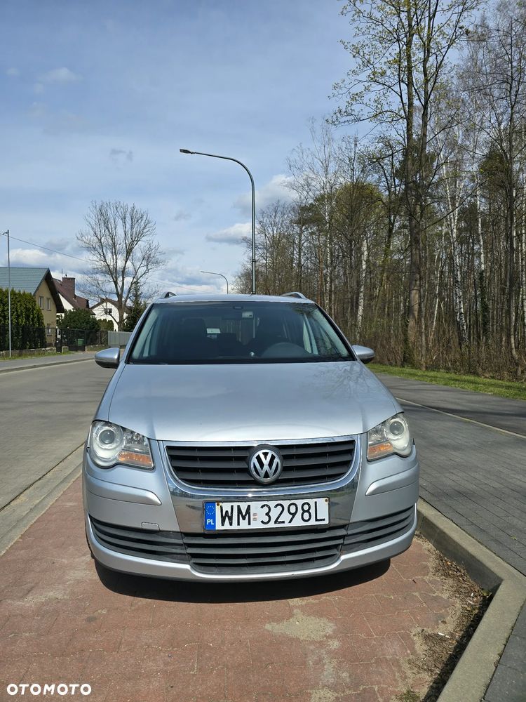 Volkswagen Touran 1.9 TDI Highline - 2