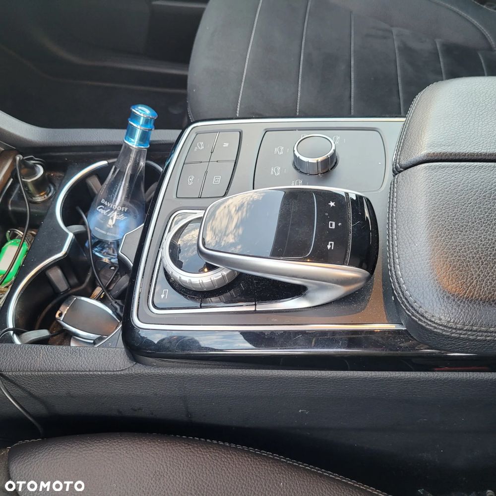 Mercedes-Benz GLE 350 d 4-Matic - 9